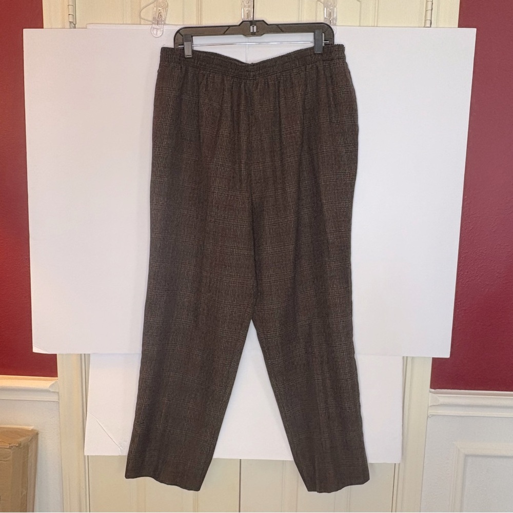 Plaid, elastic waist, women’s dress pants